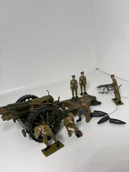 Toy Army Workshop - British 8" Howitzer with 6 crew - RETIRED. ONE AVAILABLE!  #53645