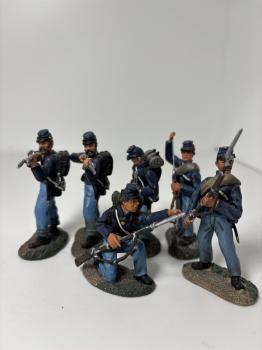 CONTE COLLECTIBLES  - ACW LOT4 - UNION SOLDIERS - SIX FIRING - ONE AVAILABLE!  #53654