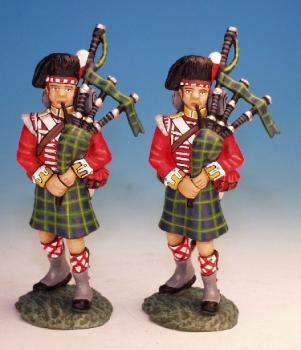 Two Regimental Pipers, 2nd Battalion, 92nd Highlanders (Gordon Highlanders)--two figures--RETIRED--LAST ONE!! #1423