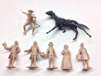 Colonial Characters (7 pcs - tan)--RETIRED -- LAST NINE! #13215