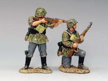 Image of WWII German Riflemen in Action--two figures--RETIRED. - LAST ONE!  #16024