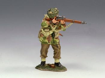 Polish Airborne Sniper--single standing figure--RETIRED--LAST ONE!! #17585
