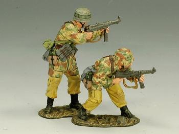 German Fallschirmjager Fire Team--two figures w/ submachine guns--RETIRED--LAST ONE!! #17805