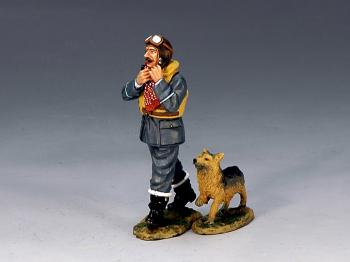 Image of RAF Flying Officer Moggy Cattermole & Reilly--single figure and dog on single base--RETIRED. - ONE AVAILABLE! 