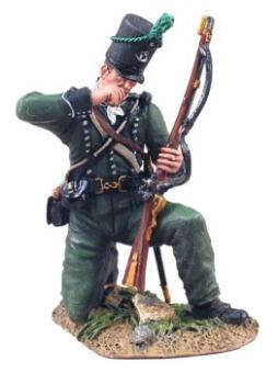 Image of British 95th Rifles Kneeling Loading #1--single figure--RETIRED--LAST TWO!!