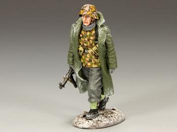 Waffen SS NCO Walking Forward--single figure--RETIRED. #21907