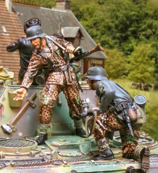 Image of German Tank Climbers--Jagdpanther, Normandy--two figures--RETIRED--LAST ONE!!