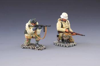 Image of Winter SS Infantry Section--two figures with MP40 & Rifle--RETIRED--LAST TWO!!