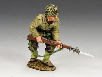 Image of G.I. Advancing with Rifle & Bayonet--single figure--RETIRED--LAST ONE!! #26565