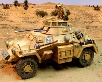 SdKfz. 222 DAK with one figure--silghtly damaged box--ONE IN STOCK. #26707