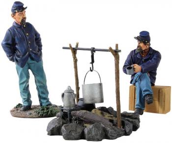 A Cup of Coffee--Two Federal Infantryman At The Campfire--two figures and accessories--RETIRED--LAST ONE!! #30956