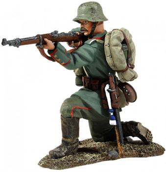 1916-18 German Infantry Kneeling Firing--single figure--RETIRED--LAST ONE!! 1916-18 German Infantry Kneeling Firing--single figure--RETIRED--LAST ONE!! #31140