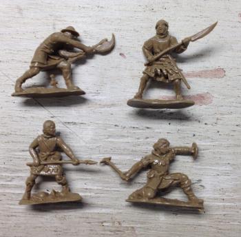 Medieval Men-at-Arms Foot Soldiers--four figures -- SEVEN IN STOCK! #31341