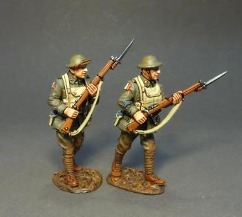 Image of Two Infantry Advancing #1, The 5th Division, 15th Brigade, 60th Battalion--two figures--RETIRED--LAST ONE!!