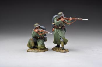 Two German Infantry Kneeling & Standing--two figures--RETIRED LAST ONE!! Two German Infantry Kneeling & Standing--two figures--RETIRED LAST ONE!! #31397