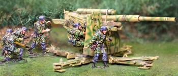 Image of 88mm with 2 Fallschirmjager Crew Normandy--RETIRED--LAST ONE!!