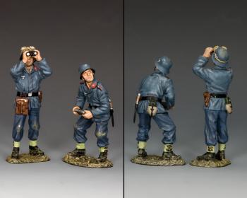 Image of Lufwaffe Flak Gun Helpers--two figures--RETIRED. ONE AVAILABLE! 