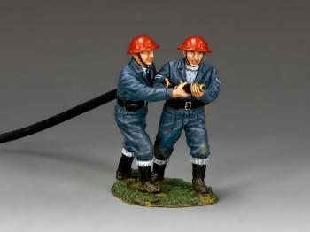 Fighting the Blaze--two figures on single base--RETIRED. Fighting the Blaze--two figures on single base--RETIRED. #32053