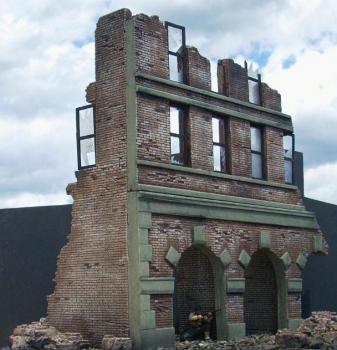 Dioramas Plus 1/35 Factory Ruins--building kit Dioramas Plus 1/35 Factory Ruins--building kit #32170