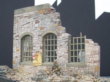 Dioramas Plus 1/35 Stone Ruins--building kit #32171