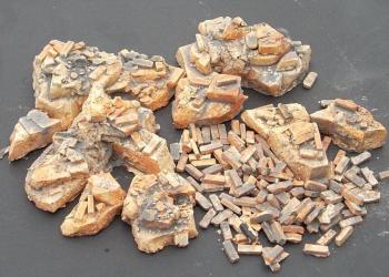Dioramas Plus 1/35 Rubble and Bricks Dioramas Plus 1/35 Rubble and Bricks #32173