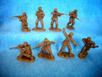 Image of Korean War set #1 Chinese, 16 figures in 8 poses in Brown Sp - LAST FIVE!