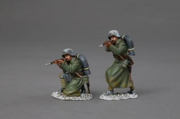 Two Winter Germans Firing (one standing, one kneeling)--two figures--RETIRED LAST ONE!! Two Winter Germans Firing (one standing, one kneeling)--two figures--RETIRED LAST ONE!! #32809