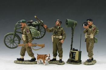 British Soldiers Beach Master Set--three figures, dog, radio loudspeaker--RETIRED--LAST ONE!! #4456