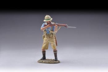 Image of British Standing rifleman wearing cut off trousers and small backpack (blue/grey shirt)--single figure--RETIRED--LAST TWO!!