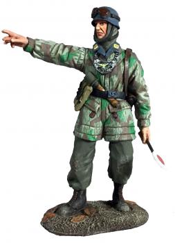 German Fallschirmjager Feldgendarmerie Directing Traffic--single figure #35966