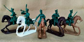Napoleonic French Chasseurs (Mounted) with Trumpeter--five mounted unpainted plastic figures Napoleonic French Chasseurs (Mounted) with Trumpeter--five mounted unpainted plastic figures #37908