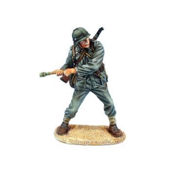 German Heer Infantry Throwing Grenade with K98--single figure--RETIRED--LAST ONE!! #38019