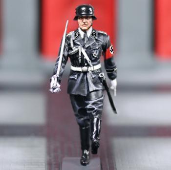 LAH Marcher Officer--single figure--RETIRED -- LAST ONE! #38503