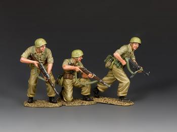 Attack!--three Afrika Korps fallschirmjaegers (Ramckes Brigade) figures--RETIRED. Attack!--three Afrika Korps fallschirmjaegers (Ramckes Brigade) figures--RETIRED. #38561