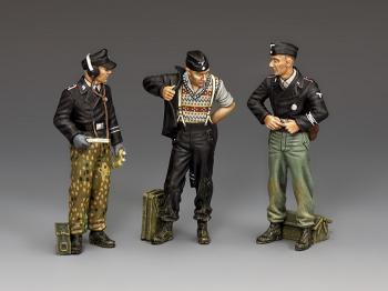 Image of WWII Dismounted German Tank Crew #2--three figures--RETIRED--LAST ONE!!