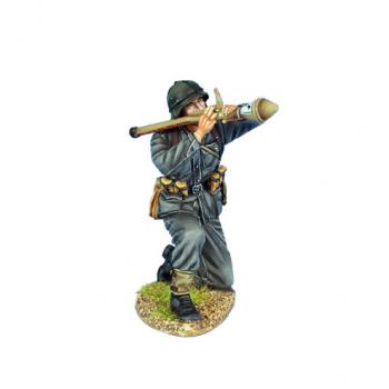German Heer Infantry Firing Panzerfaus---single figure--RETIRED--LAST TWO!! #38939