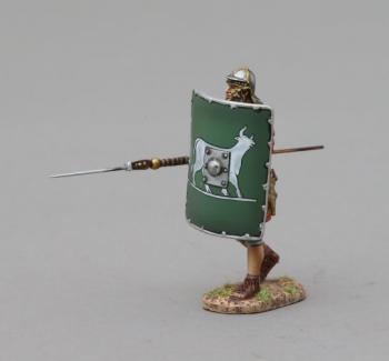 Second Rank Legionnaire Advancing with Pilum Lowered, Wearing Scale Armor (6th Legion Green Shield with silver shield boss)--single figure--RETIRED--LAST THREE!! #39327