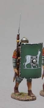 Third Rank Legionnaire Advancing with Pilum Raised, Wearing Scale Armor (6th Legion Green Shield with silver boss)--single figure--RETIRED -- LAST ONE!! #39333