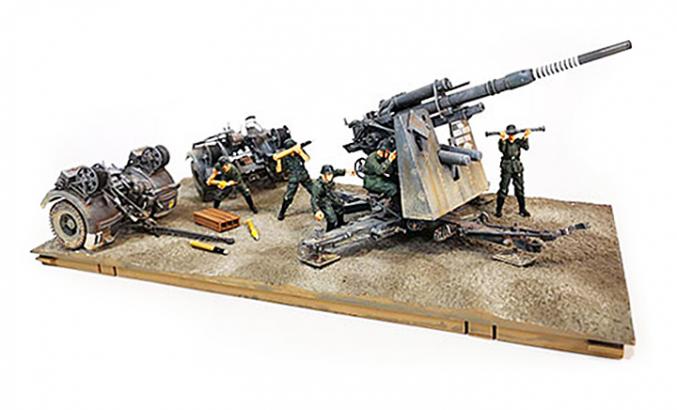 1/32 FlaK 36 w/sd.202 Tow Vehicle Diecast Model w/Figures (Gray) -- FOUR IN STOCK!