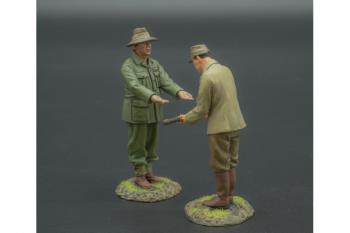 Japanese Officer Surrendering to Australian Officer--Two Figure Set--RETIRED--LAST TWO!! #42152