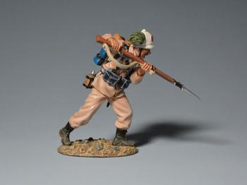 Boxer Rebellion Italian Bersaglieri Light Infantry Stabbing With Gun (A)--single figure #42167