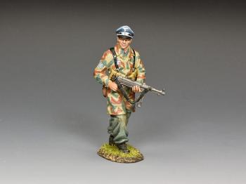 Fallschirmjager Officer with MP40--single figure #8