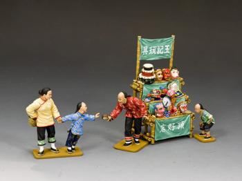 The Street Toy Seller (Matt)--four figures on three bases and stand #42944