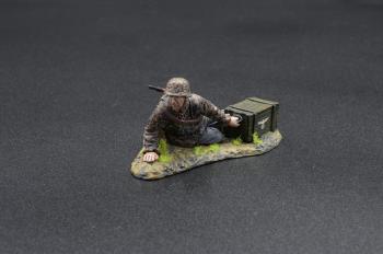 Image of WWII SS Infantry Soldier with Ammo Crate--single figure--RETIRED--LAST TWO!!