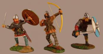 Image of Frisian Attacking Set (formerly 27099)--three figures--RETIRED. - ONE AVAILABLE! 