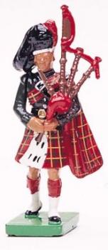 Black Watch Piper--single figure #9685