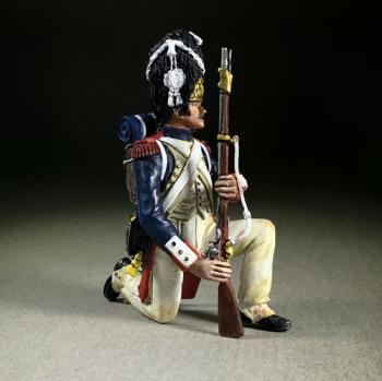 French Imperial Guard Kneeling Make Ready--single figure #43979