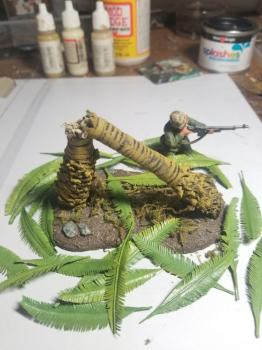 Damaged Palm Tree--Jungle Base--ONE IN STOCK. #44439