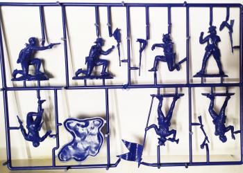 Image of U.S. 7th Cavalry (Custer's Last Stand Set #2)--14 Figures in 7 Poses (Blue)--ELEVEN IN STOCK.