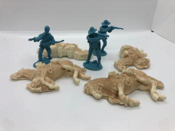 Dead Horses--four wounded and dead foam horses in two styles Dead Horses--four wounded and dead foam horses in two styles #45455